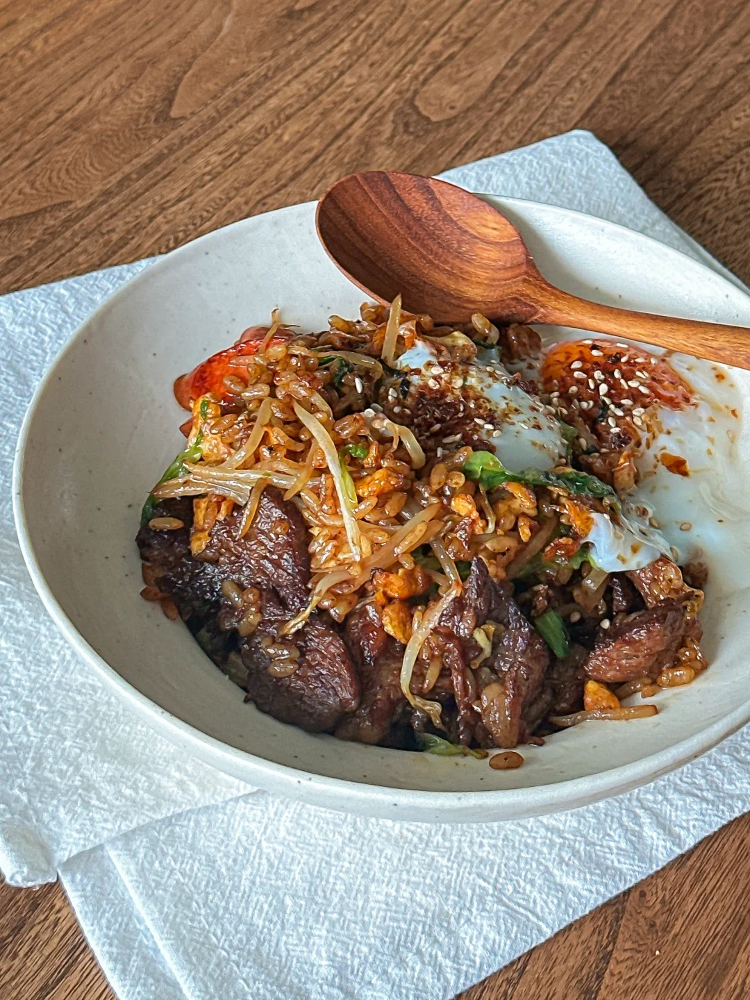 料多多 沙茶牛肉豆芽炒饭🥣