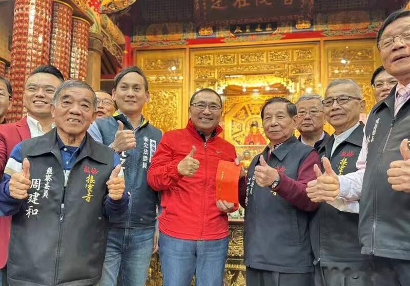 谈郑丽文红绳抖动 侯友宜：抖动就是好运绵绵不断

新北市长侯友宜今天（18日）到