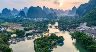 它是联合国世界旅游组织在中国大陆唯一的重点支持单位。全国仅2所独立建制全日制公办