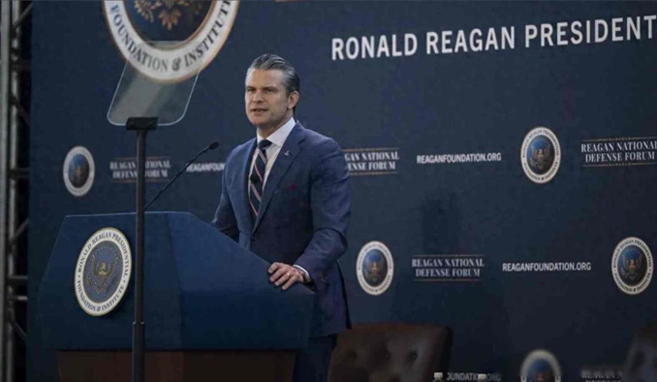 美国防长讲话后，盟友钱包被盯上，安全成明码标价商品

2025年12月6号，美国