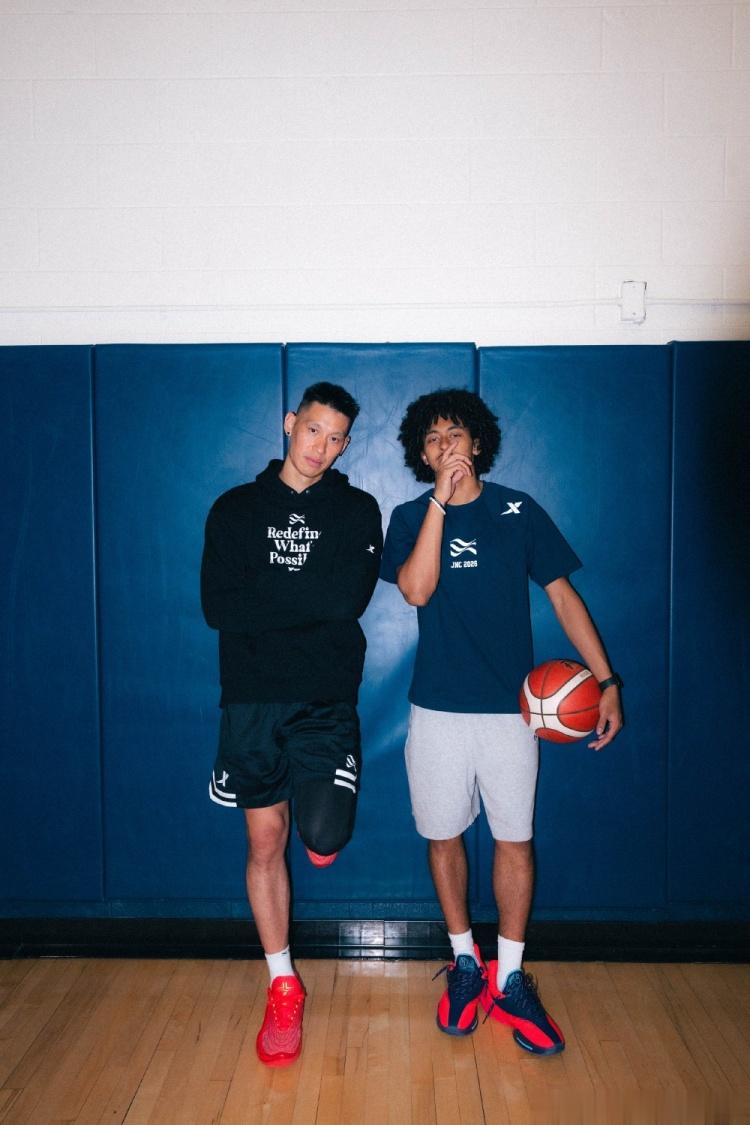 今夏参加林书豪JLIN NextGen训练营！朱正社媒晒九宫格帅照