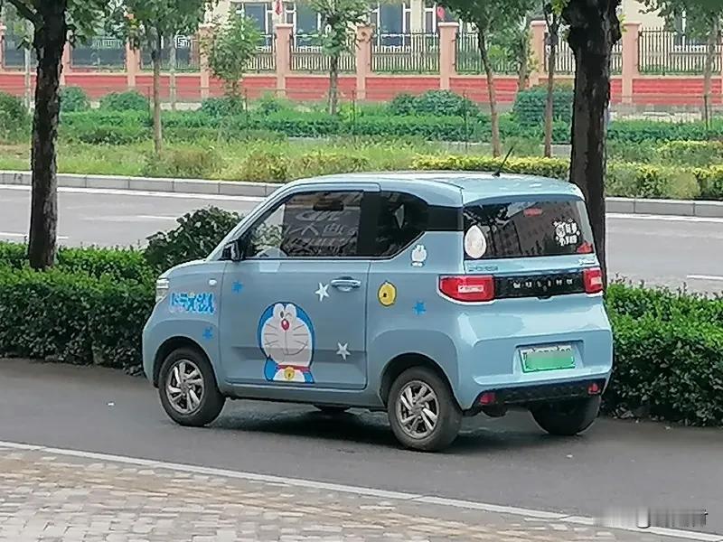 停产12年的奇瑞QQ复活后爆火 停产12年的奇瑞QQ复活后爆火。谁能料到，停产1