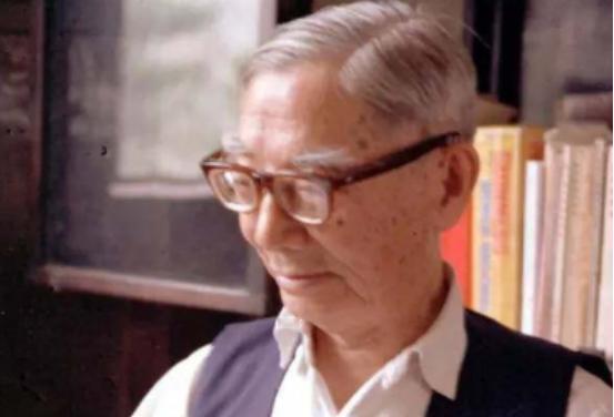 1937年钱塘江大桥建成，转移民众一百万，军需物资上千万，却在建成后的八十九天被