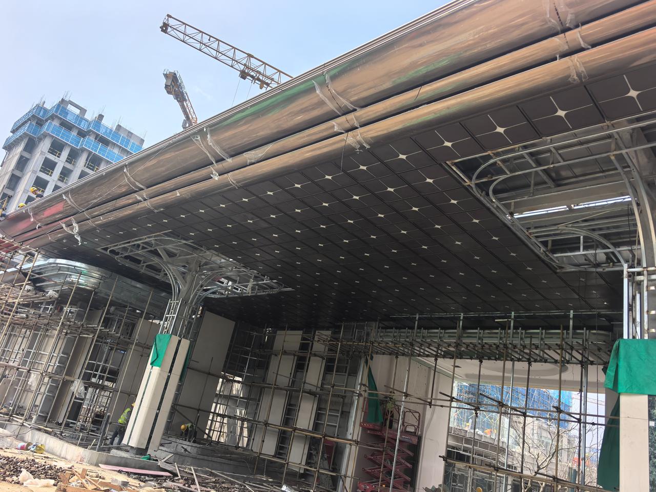 天阜清澜玉华示范区进度真快！
酒店式大门、外立面、小区庭院都已经初具样子了，从实