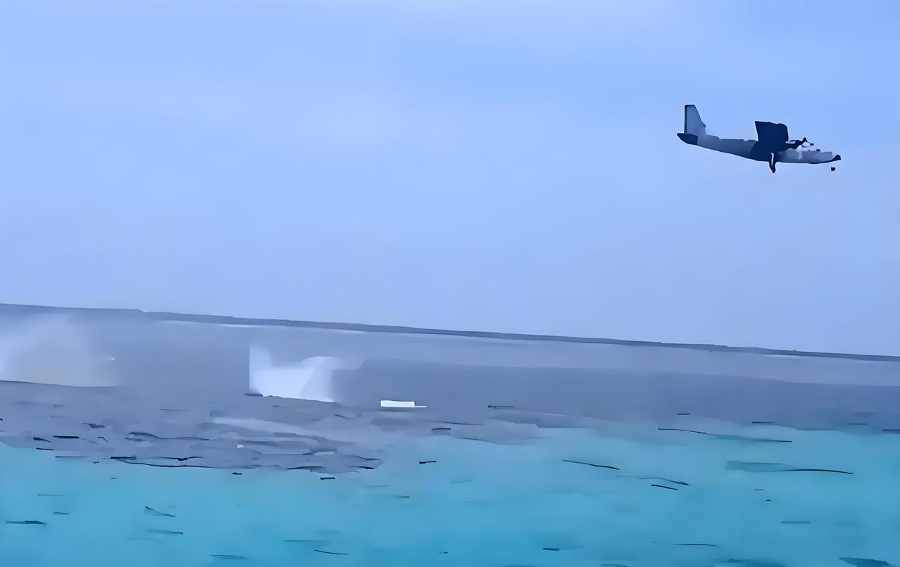 菲律宾飞机再闯黄岩岛，是不是需要一场雷霆手段来打一场胜仗，一劳永逸呢？

菲律宾