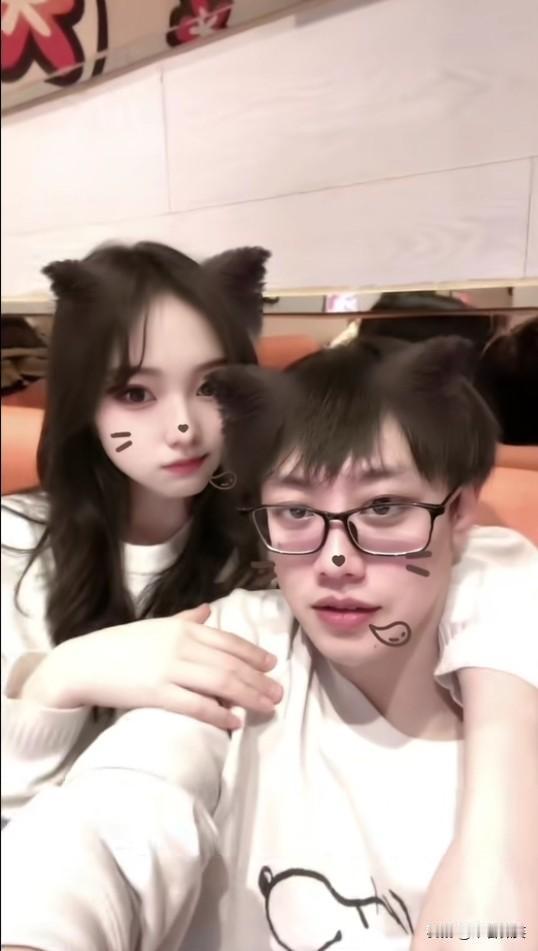 白小姐说她是一个很缺爱的女孩，跟张先生谈恋爱的时候，再三跟他确认，会不会娶她，她