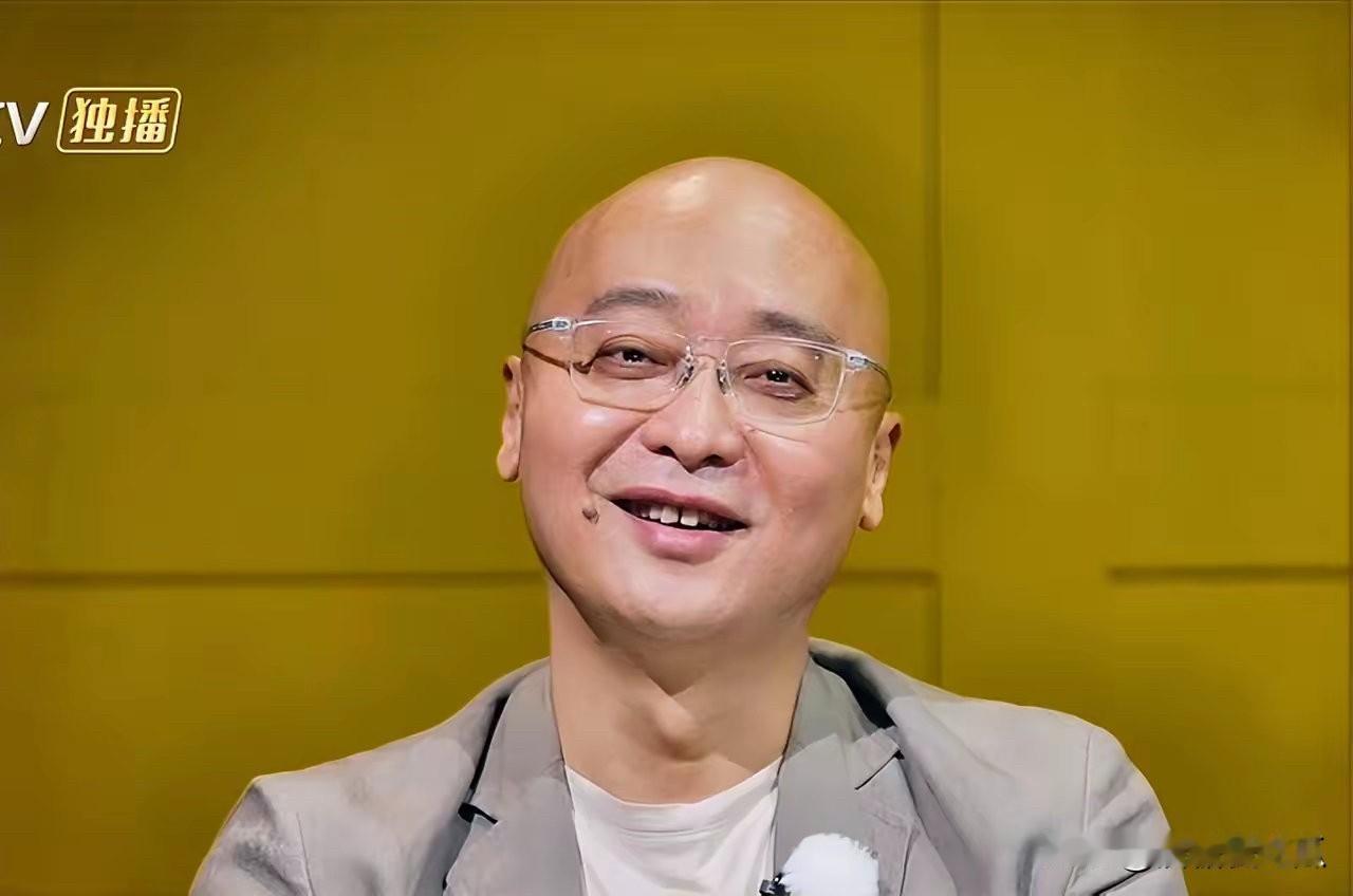 路行退出之后
再见爱人5的投资方都傻眼了
原本一开播就高开高走，收视率讨论度热度