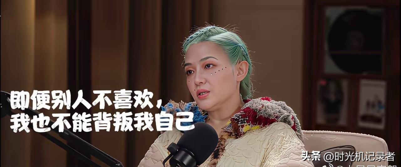 她让我深刻的懂得了什么叫不作就不会死，没啥文化底蕴的太妹。
范晓萱如今也坦言害怕