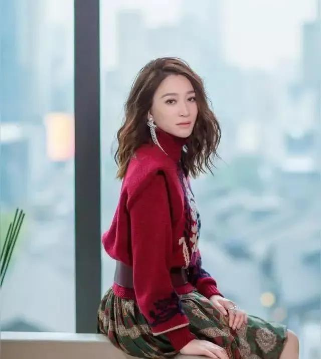 李小冉
休闲照