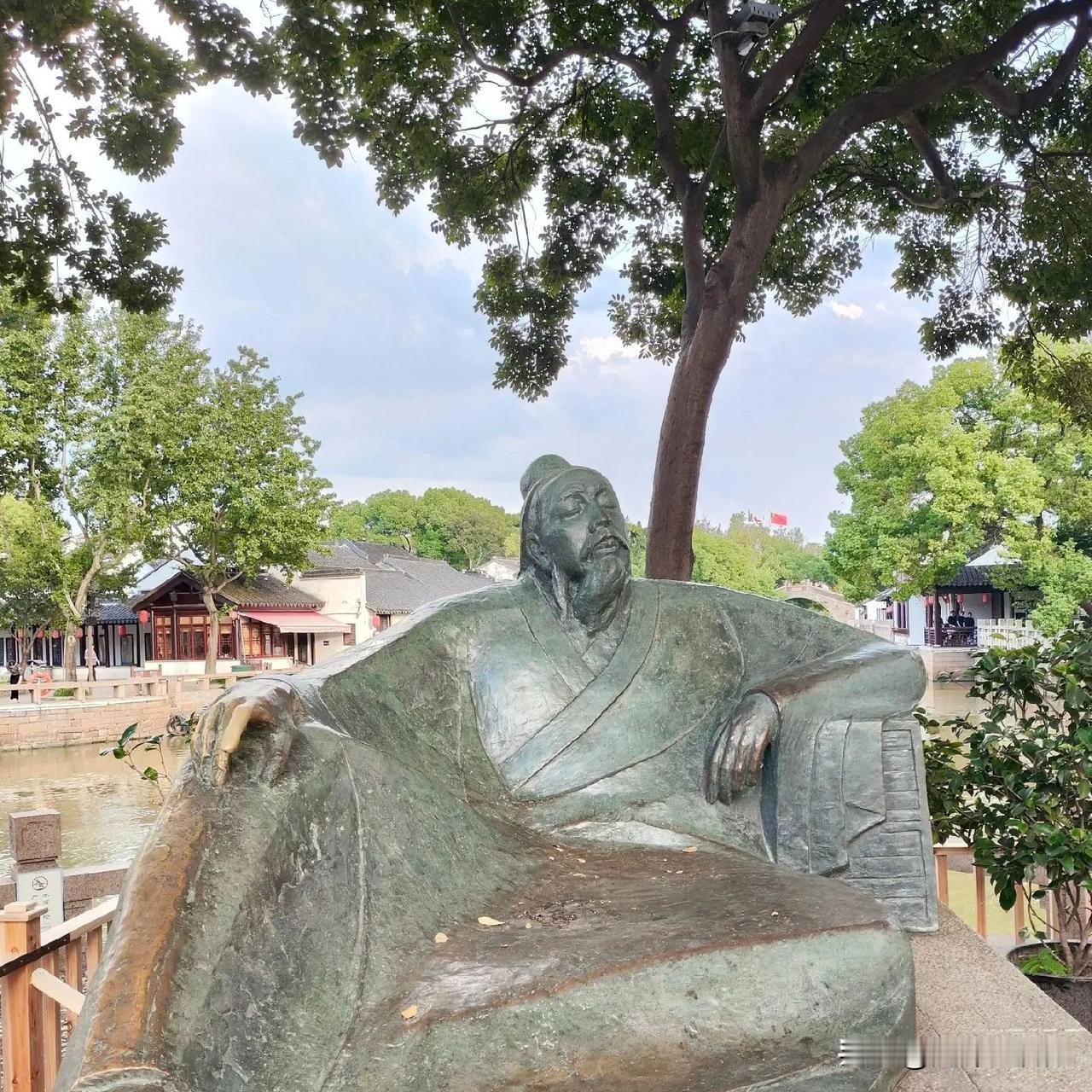 东山精密什么情况？

东山精密今日高开低走，至写作本文时的14.00时止，下跌0