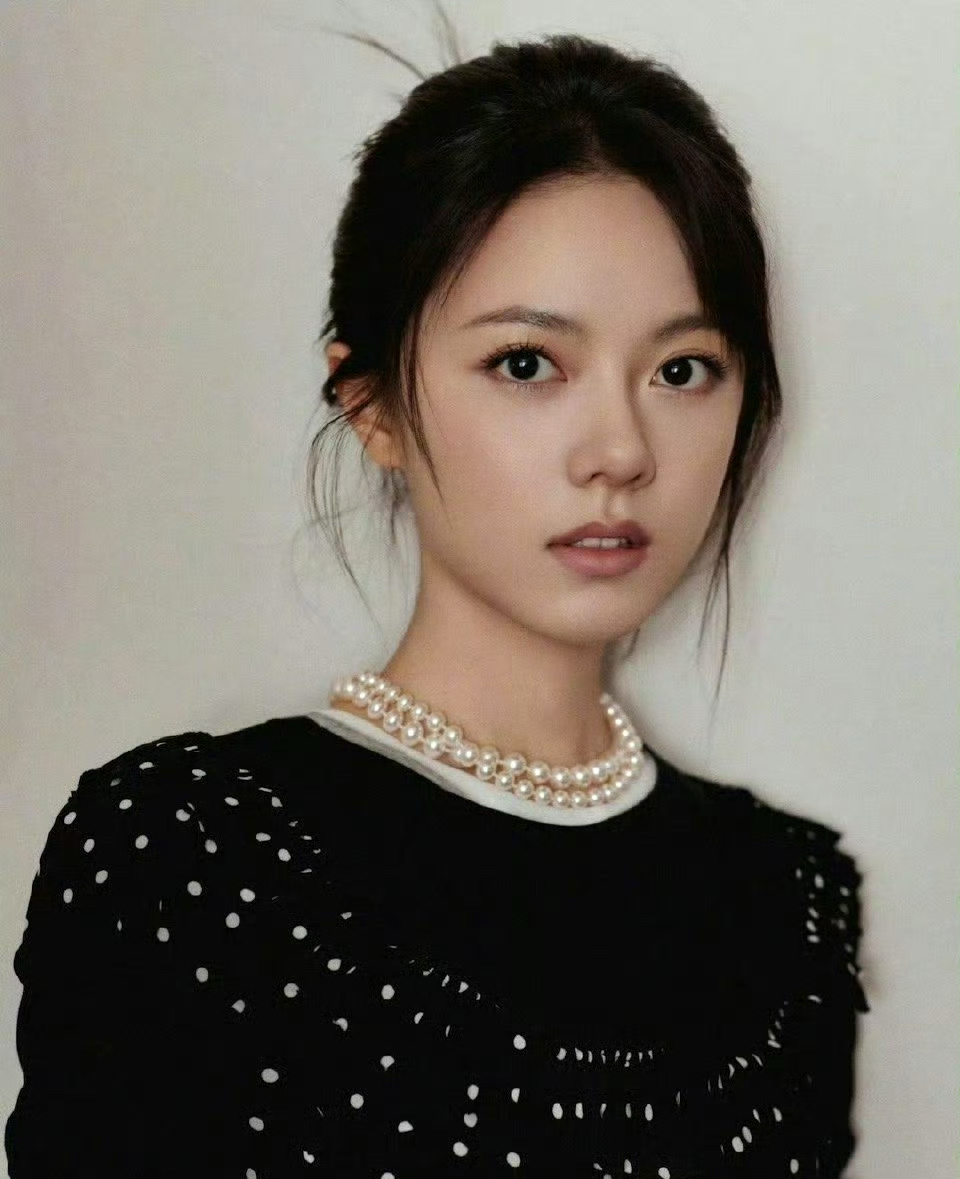 赵今麦的怼脸拍是不是这一次比刘浩存高级了一次？ ​​​