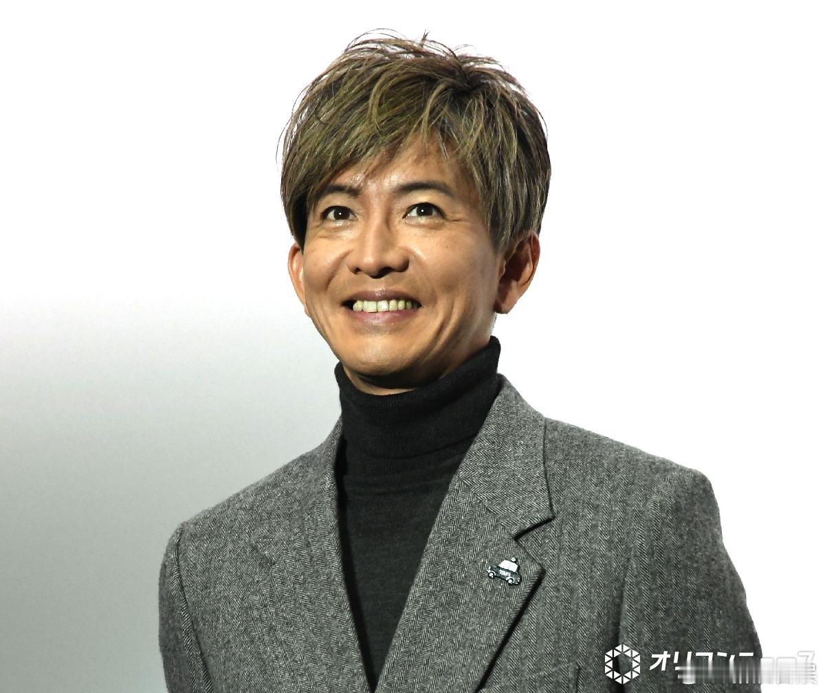 12日，木村拓哉、倍赏千惠子、导演山田洋次出席了电影《东京出租车》（11月21日