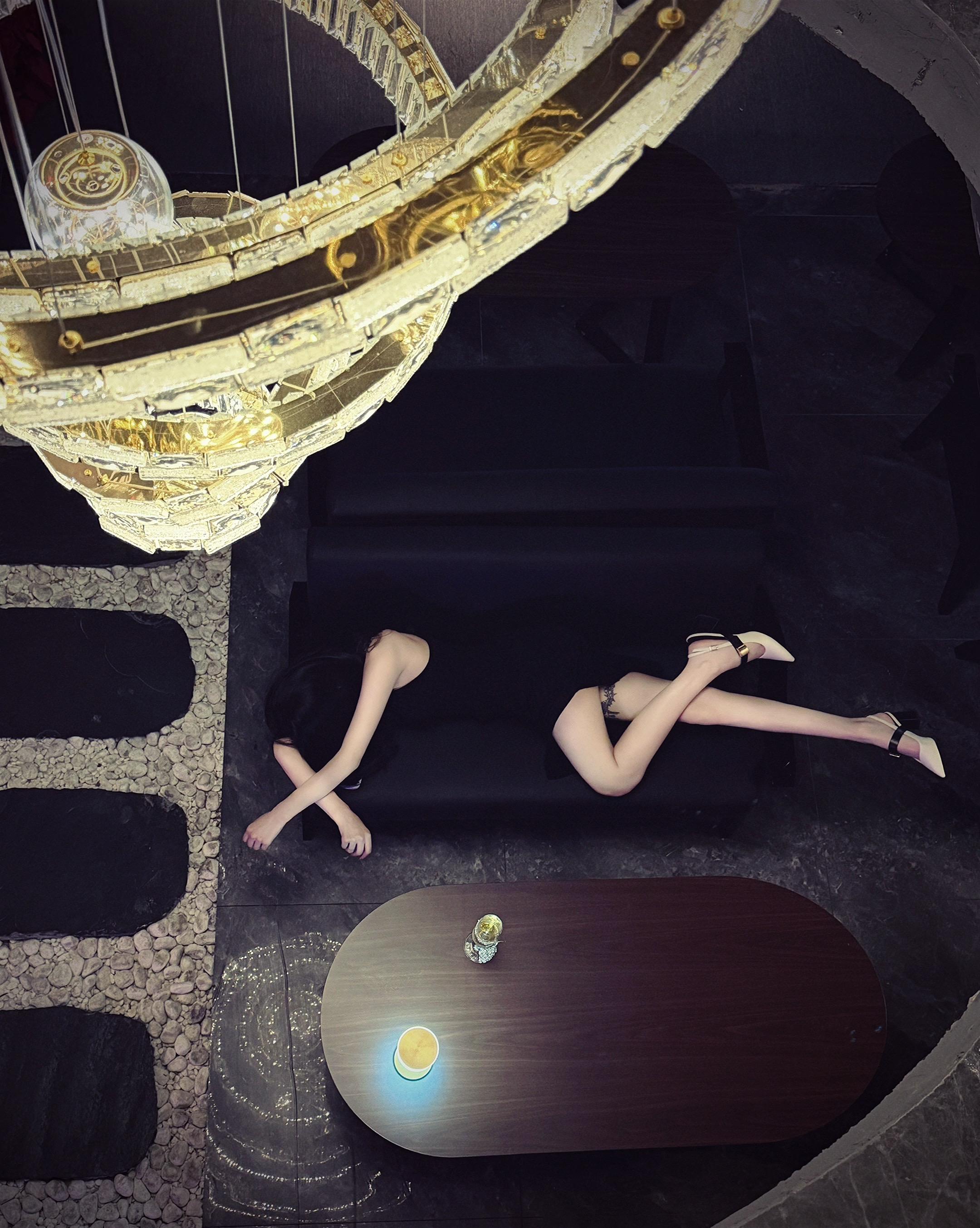 请问你那边现在是几点  有没有我的香味在身边