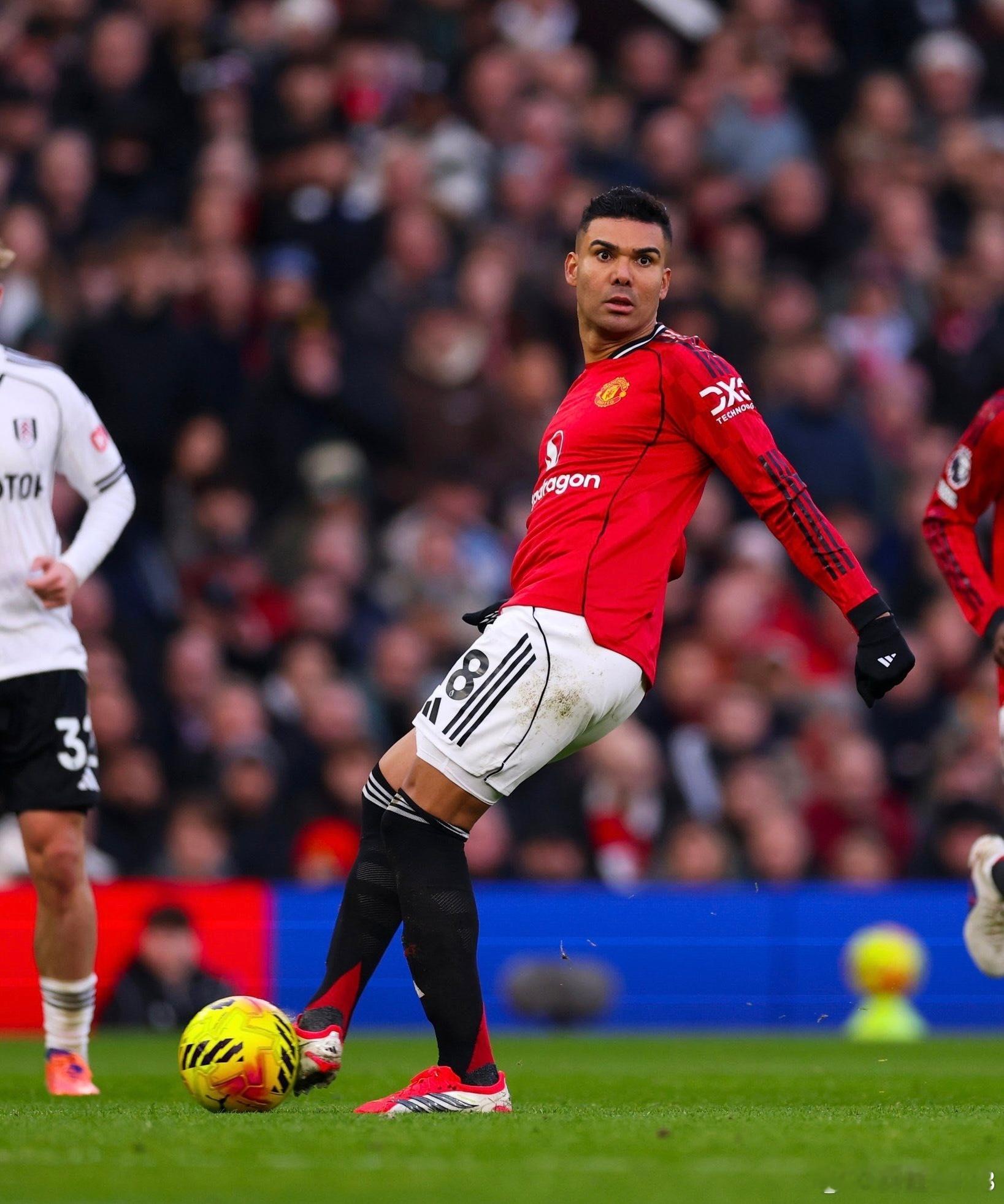 什么是no look pass 曼联3比2富勒姆谢什科补时绝杀