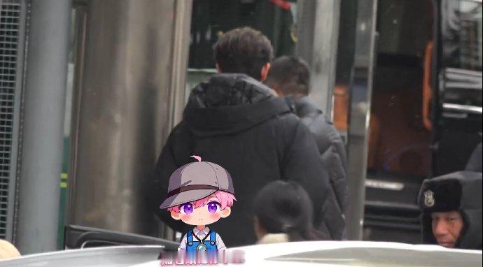 丁禹兮春晚联排上班下班又上班丁禹兮这个班你就上吧！央视马年春晚首次联排，下班没多