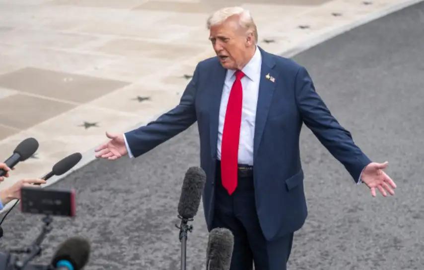 白宫突然放话，特朗普要在凌晨宣布重大声明！

白宫日前宣布，美国总统特朗普将在北