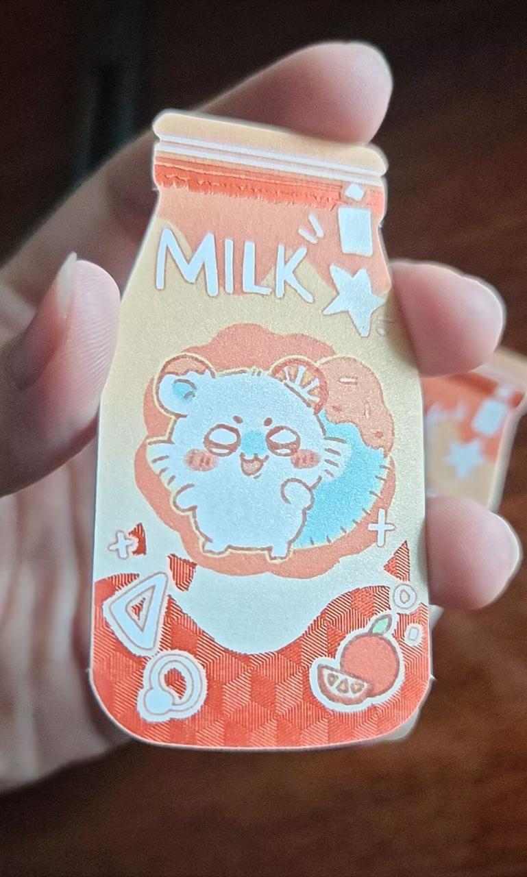 早上好数码们我又来了，我带来了新的无料紫色大葡萄小猪芭菲杯，顺便上次的橘子果酱小