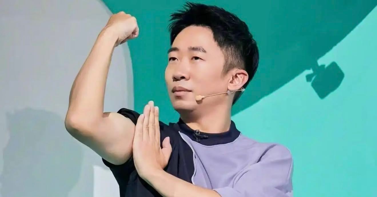 杨迪一脚误伤徐志胜 谁还没看这一段！徐志胜被杨迪砸中后 还说迪哥在摄像机前动手结