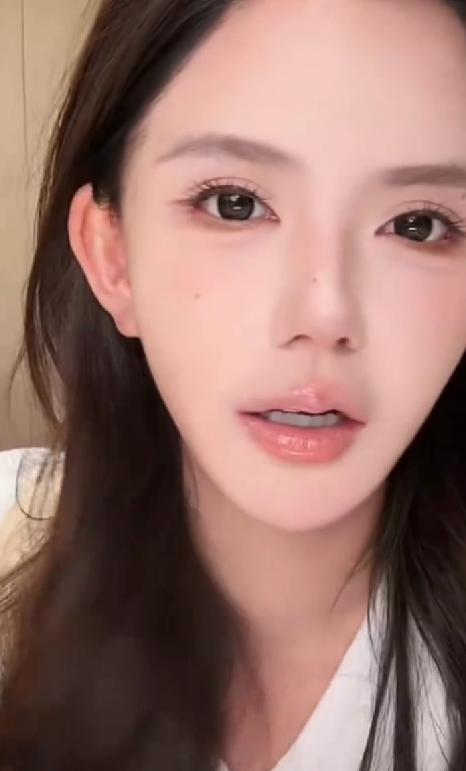 韩安冉又又又恋爱了 直言只会用新欢忘记旧爱，双鱼座从不内耗
刷到韩安冉最新的发言