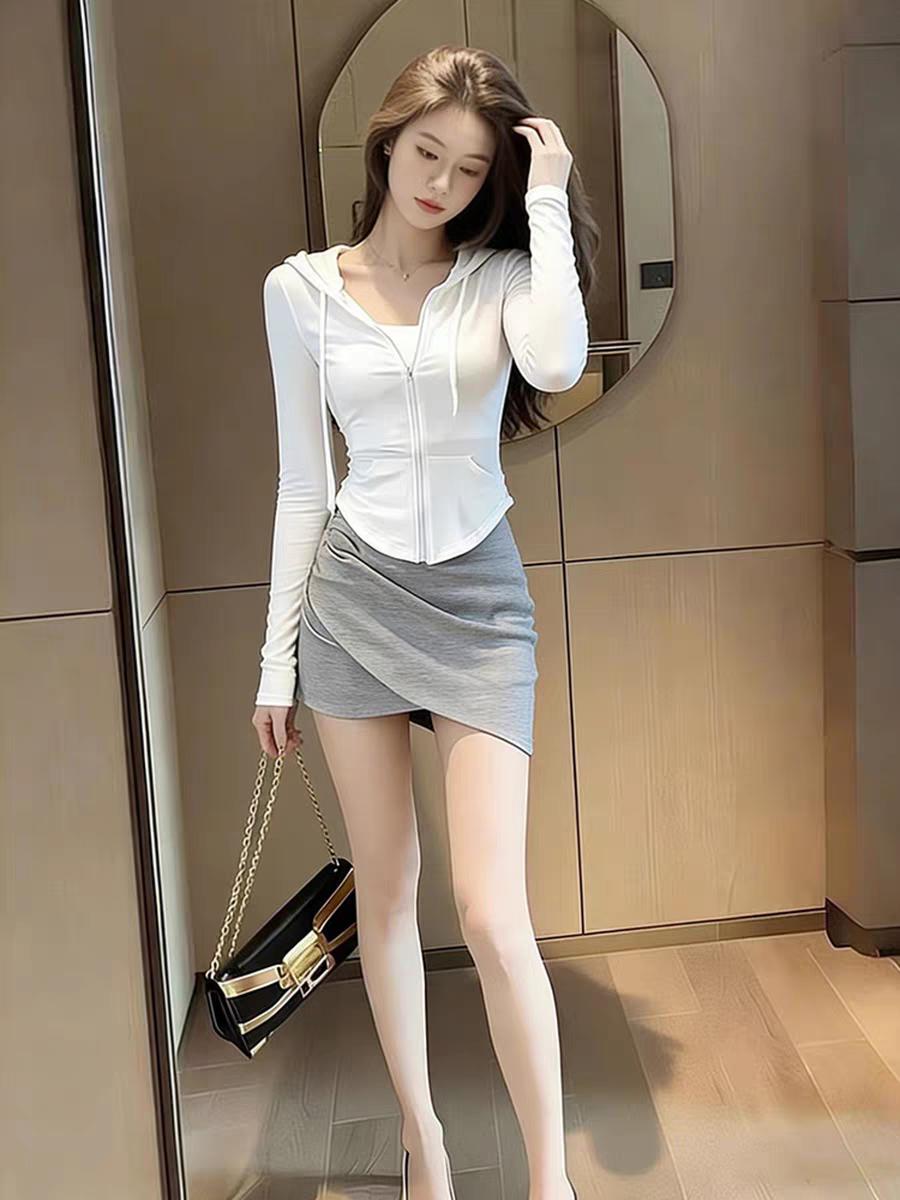 自由如风，永远为自己着迷，活出自己的光彩！