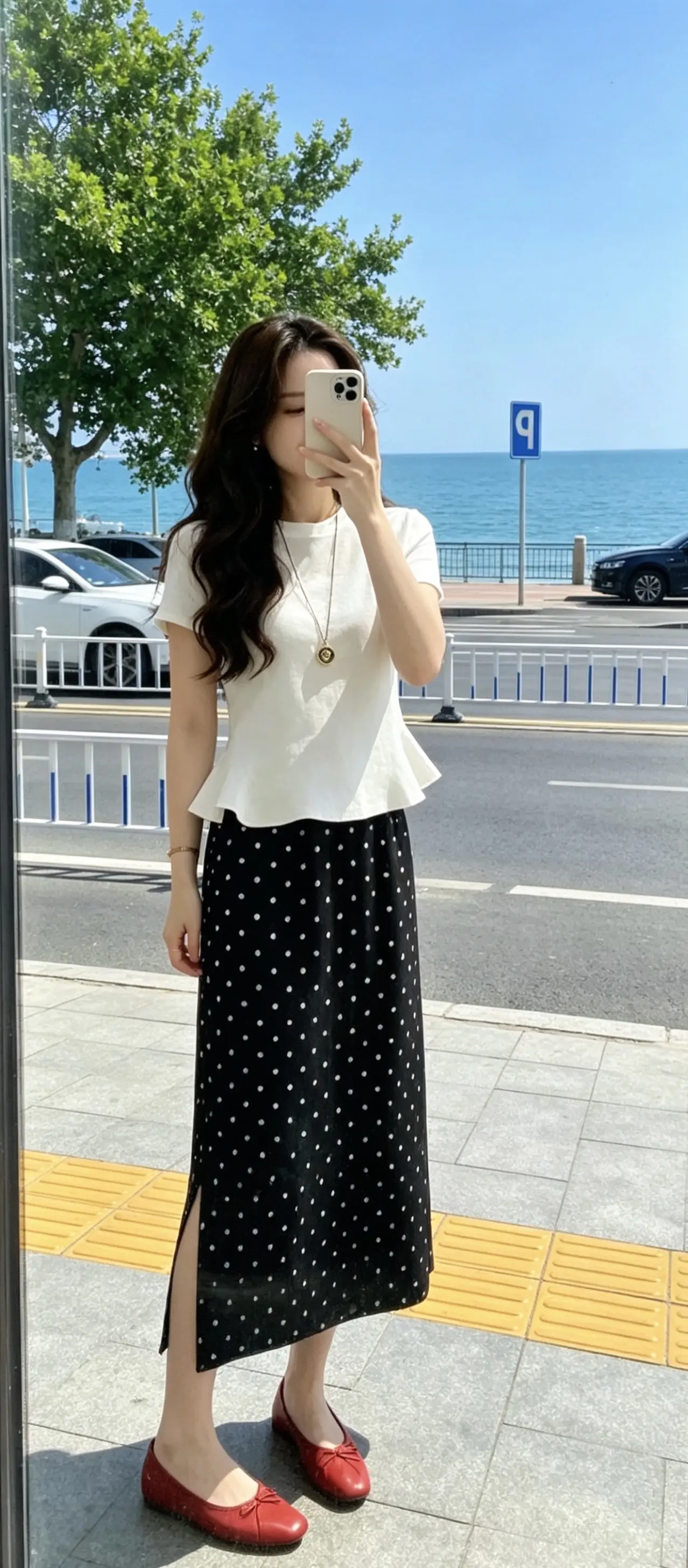 “人和人还是淡淡的好 就可以          不期待 不在意  不要...