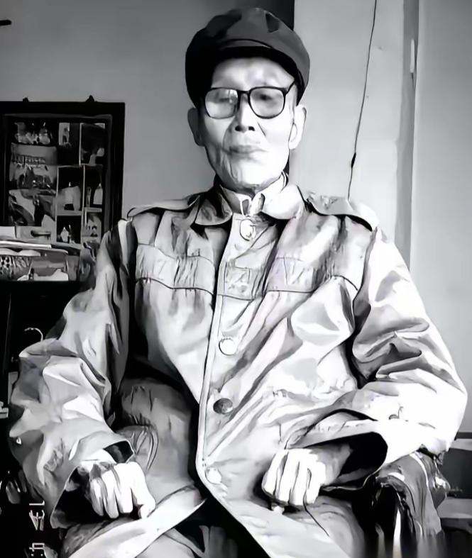 1941 年，长沙巷战，国军排长郑贵玉捅翻第一个鬼子后，干了件怪事。他没有顺势拔
