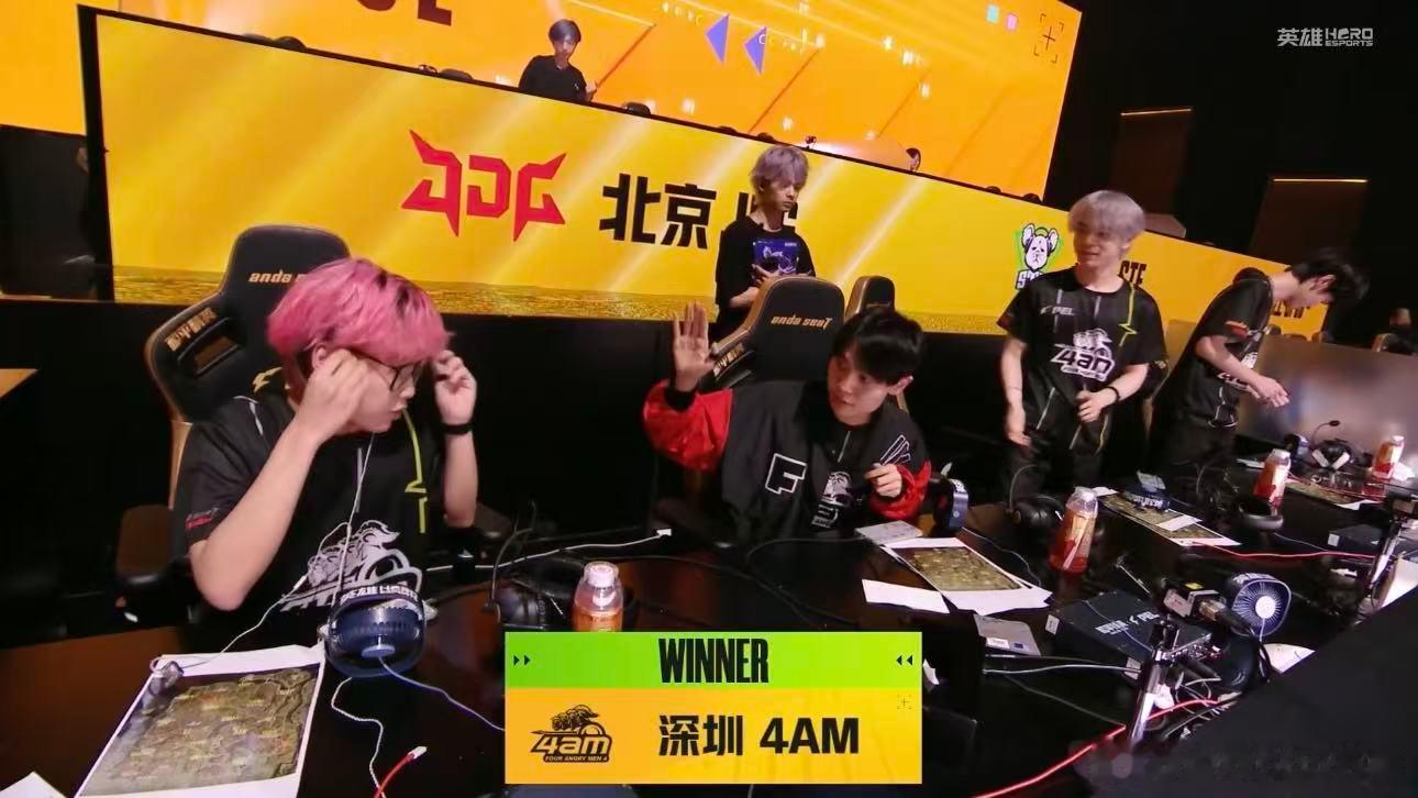 4AM状态火热14淘汰吃鸡4AMmingskr单局MVP 4AM全员火力全开14