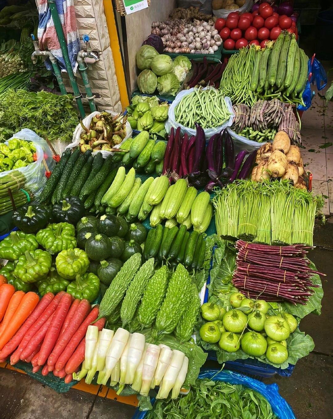 《你咋不早说！原来菜市场大半摊主都是河南人！》
近来，我蓦地发觉一个有趣现象：走