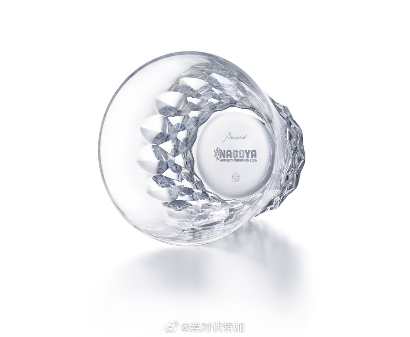 2026名古屋女子马拉松的特邀精英选手、完赛T恤和完赛水晶玻璃杯巴卡拉 Bacc