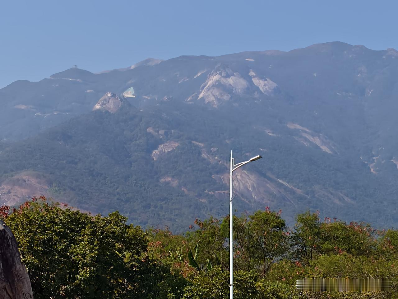 假期最后一天，罗浮山一日游！
累并快乐着，期待下次再聚。