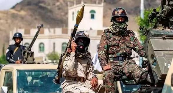 也门胡塞武装封锁了沙特海岸线，沙特准备与也门胡塞武装一场大战。

沙特这回急了。