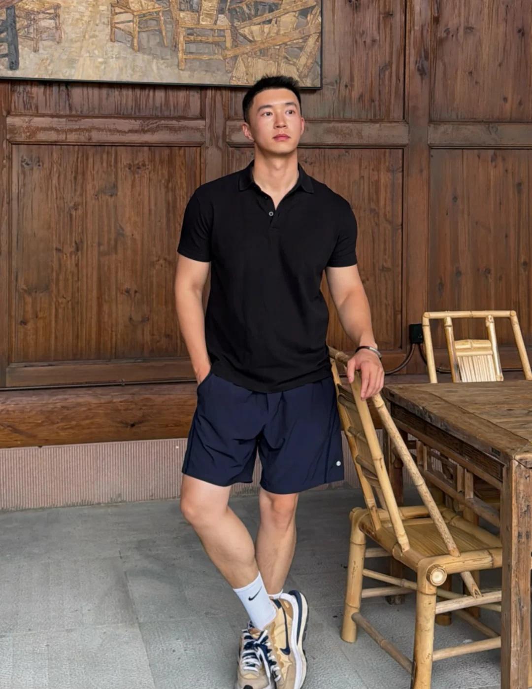 ‘老’东西 🪑
我的日常 介绍一个小哥哥 见人不如健身 旧物 人夫感