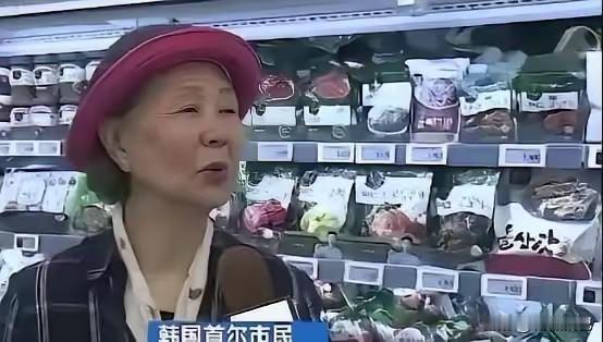 韩国人离了中国白菜是真玩不转。数据在那儿摆着，他们进口的泡菜百分之九十九点九都是