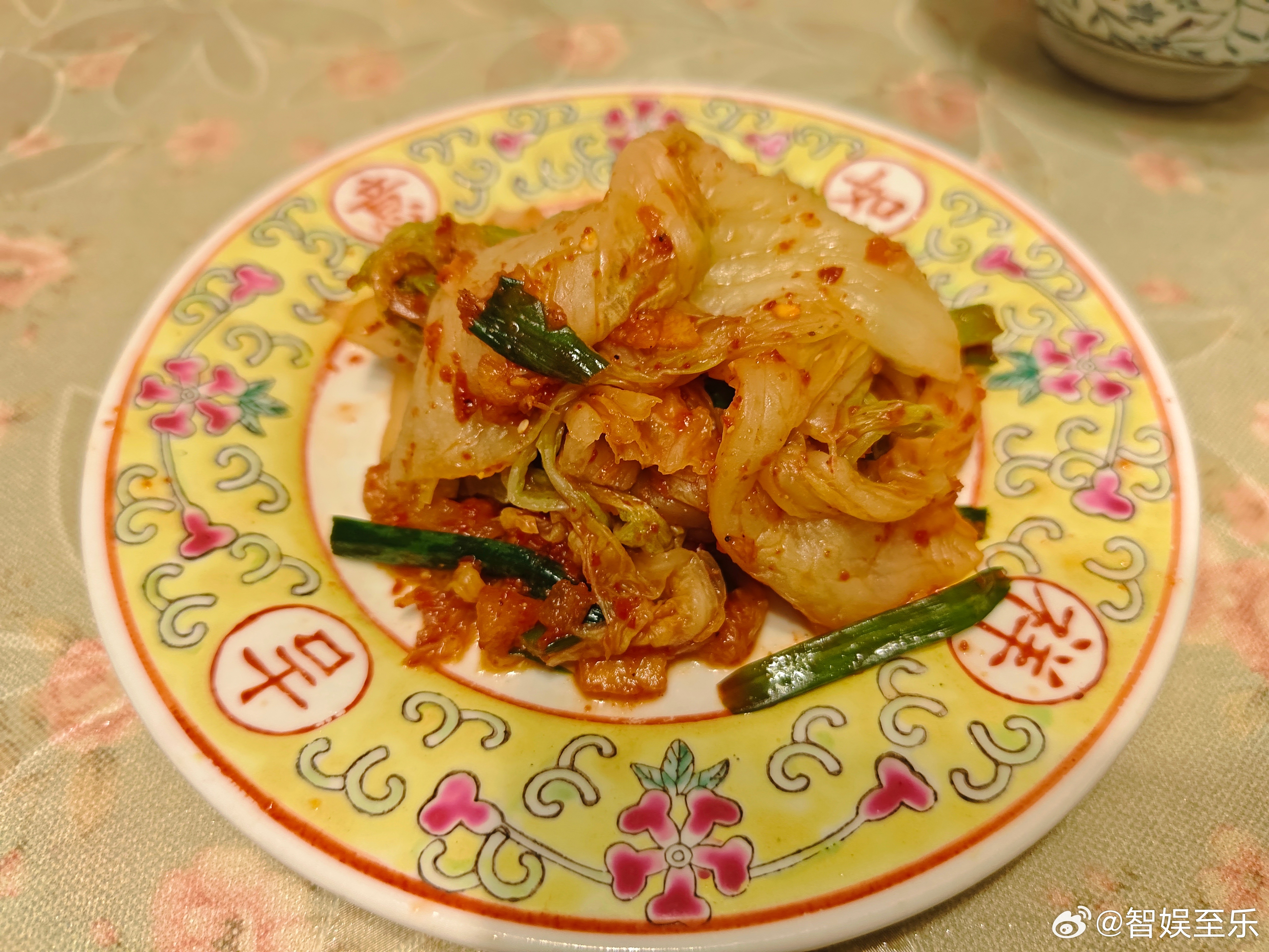 下饭又下面，不利于节食，难怪棒子吃饭总是津津有味，虽然也没个啥！ ​​​