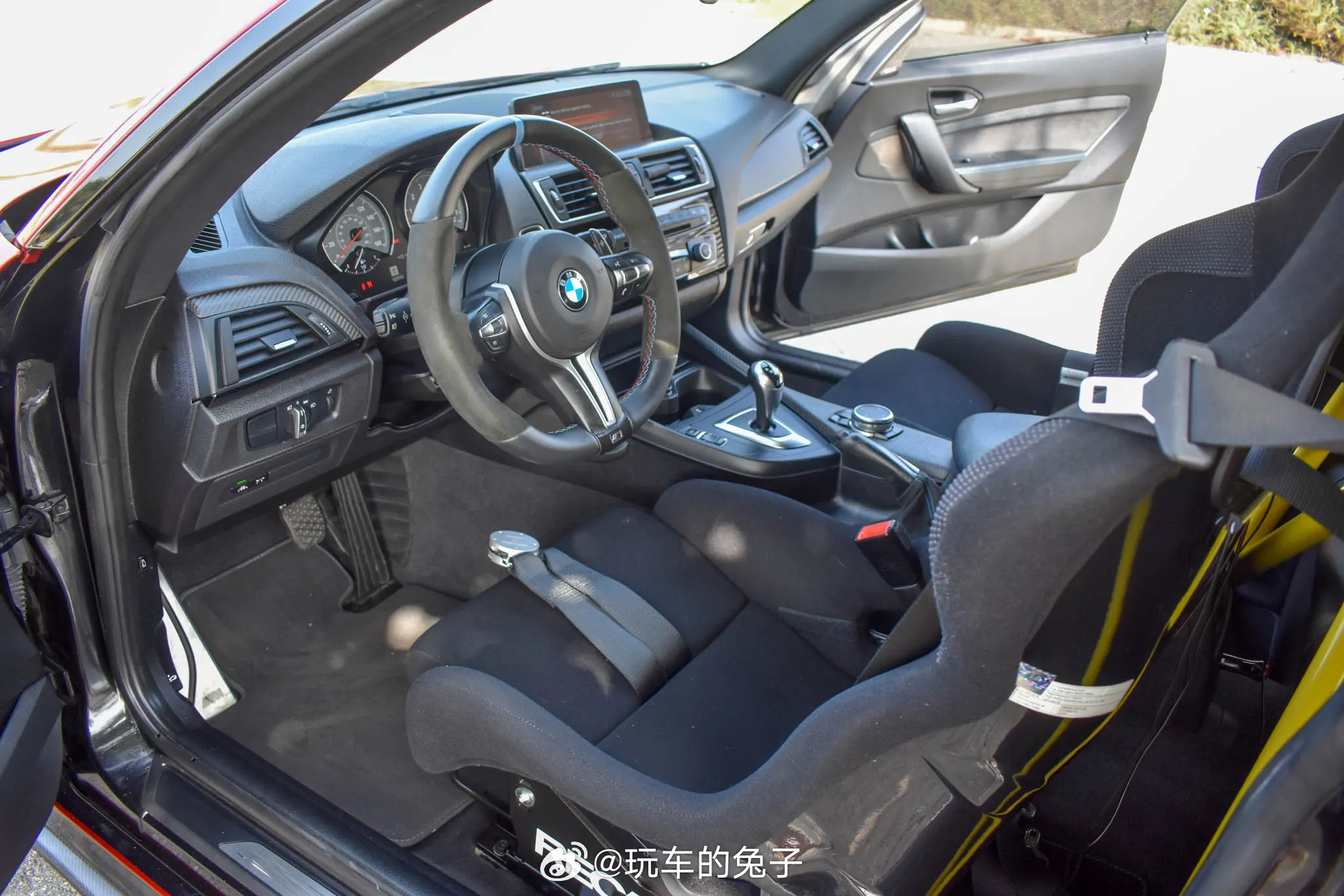 油车电车10年成本账怎么算 说白了，车是消费品，不是理财产品。如果你想省钱，那还