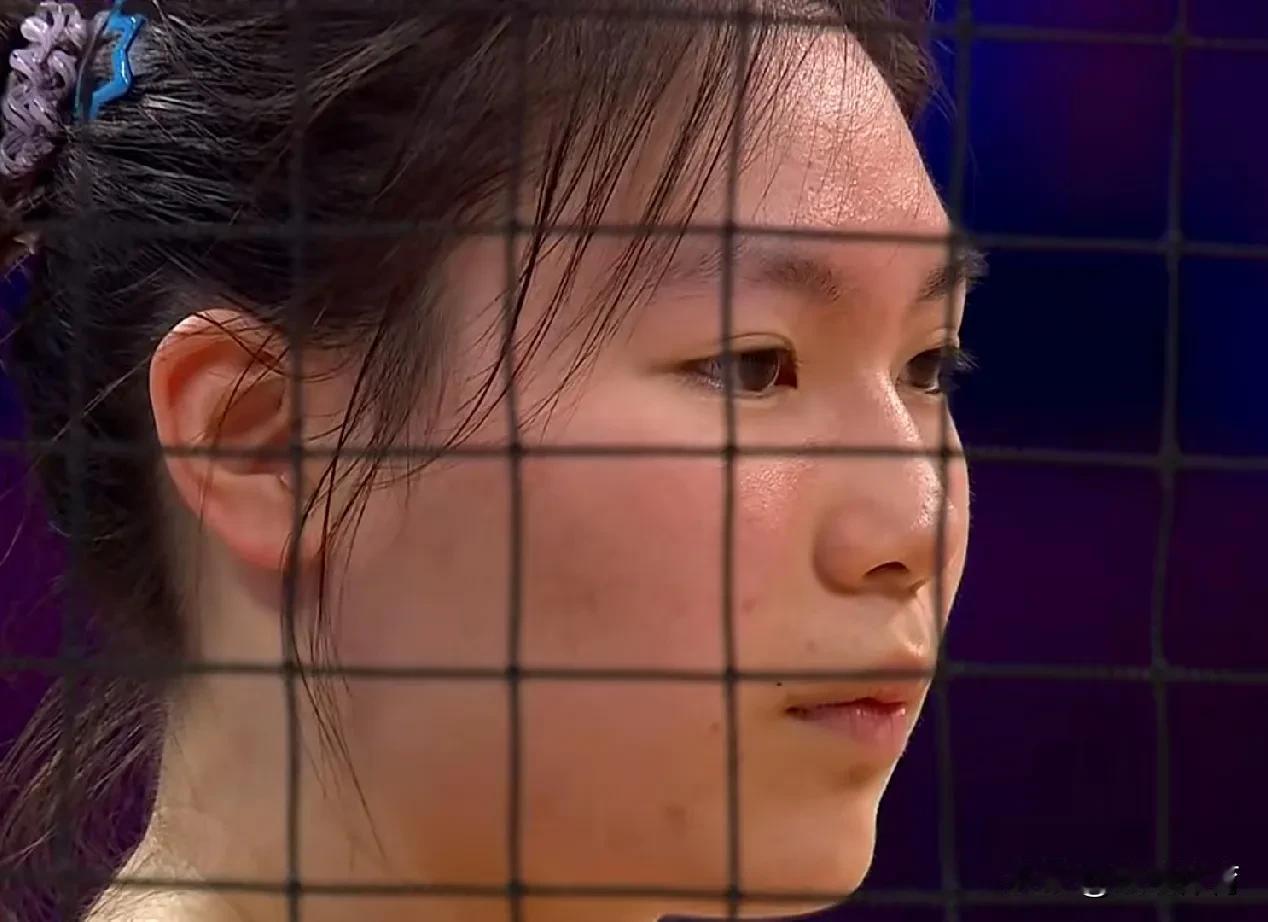 【赵勇袁灵犀单点张籽萱】
中国女排战胜加拿大，提前两轮获得世联赛总决赛资格，可喜