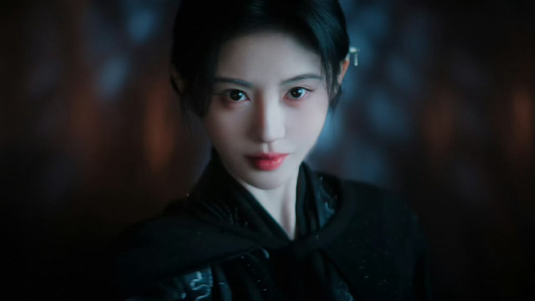 露芜衣的爱永远拿得出手被《月鳞绮纪》露芜衣的爱狠狠戳中！她嘴上说着最狠的话，却做