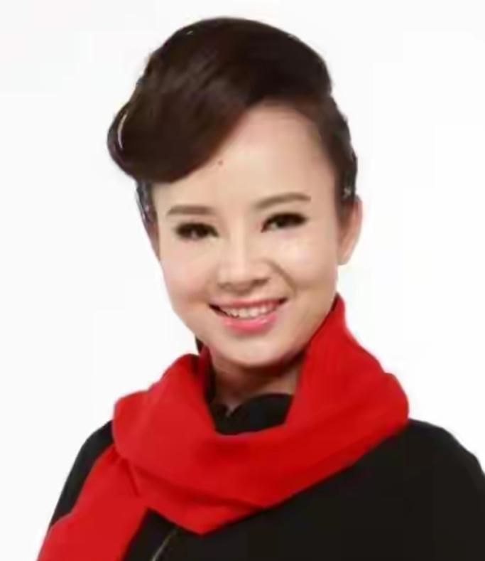 7年前，盲人歌手刘赛不顾外界反对，毅然嫁给农村小伙，这份勇敢令人钦佩。时光流转，