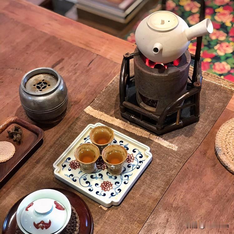 普洱茶为啥感觉古树更好喝?

茶好，无论你怎么冲泡都会好喝。

 晒出你的本地生