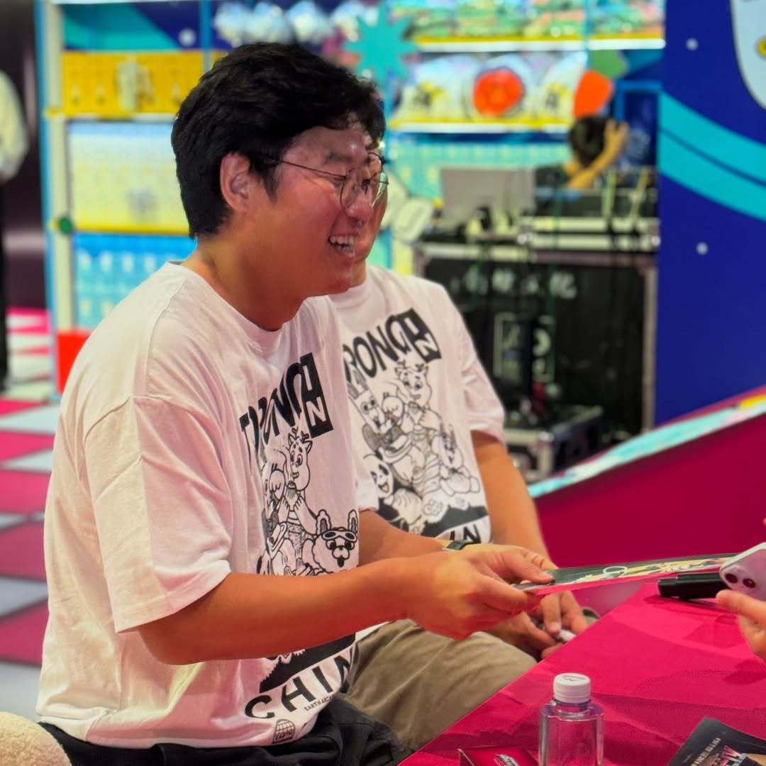 十五夜的年终总结：今年我们尝试了许多全新的内容，也成功突破了700万的订阅量，迎