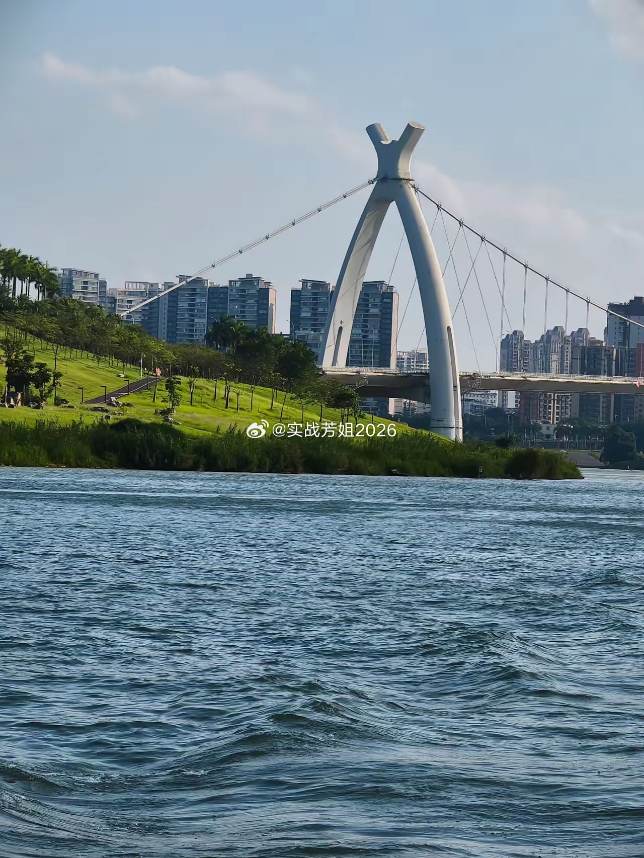 7月27日投资资讯一、核心行业热点1、电网基建提速，设备需求持续高增2026年上