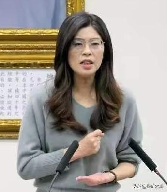 刚看完吴子嘉的分析，我是真替卢秀燕捏把汗。他这话虽然难听，但句句都扎在蓝营的现实