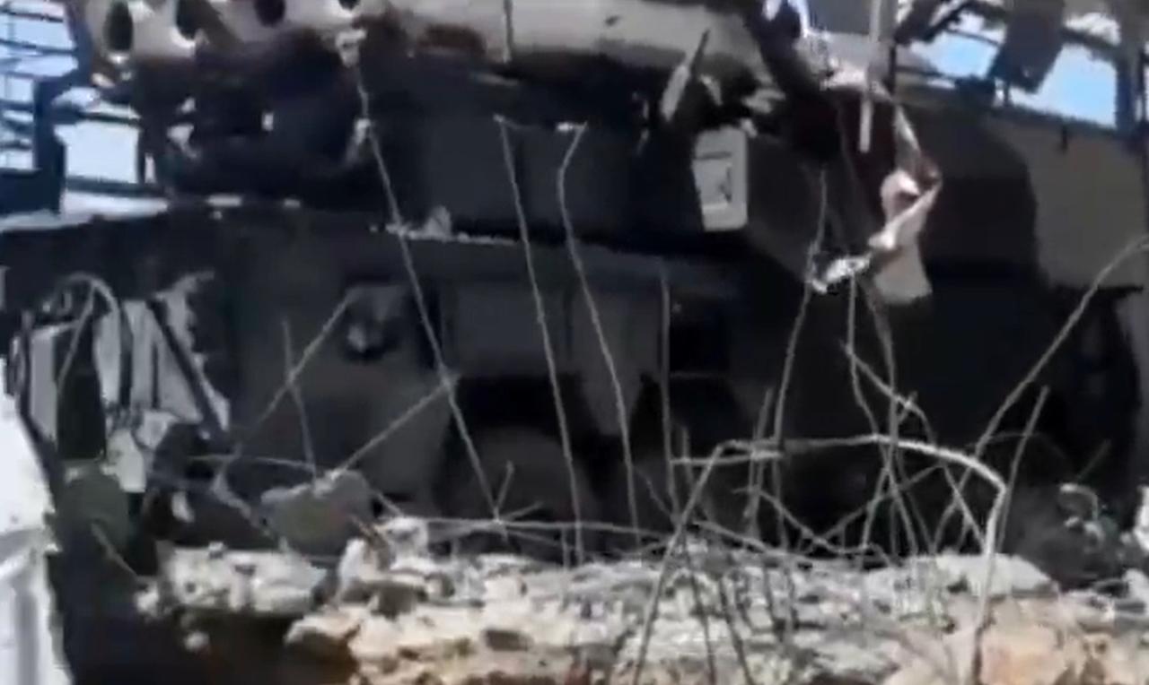 最新图片和视频显示，委内瑞拉拥有的大部分（约6-8辆）“山毛榉-M2E”轮式自行