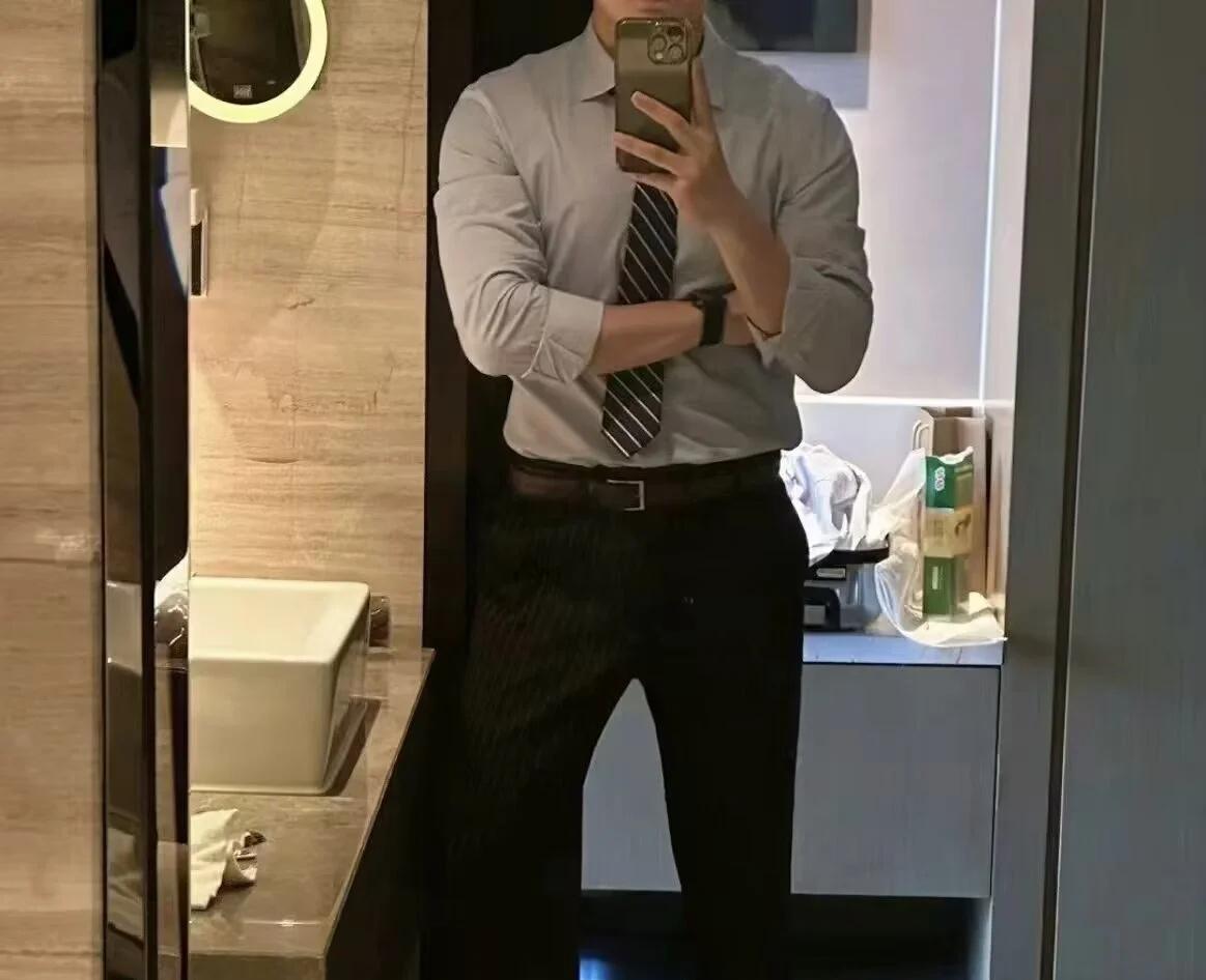 天冷了，记得防寒保暖
又到了不想起床的季节天冷了要注意保暖 天冷多穿衣 天冷请添