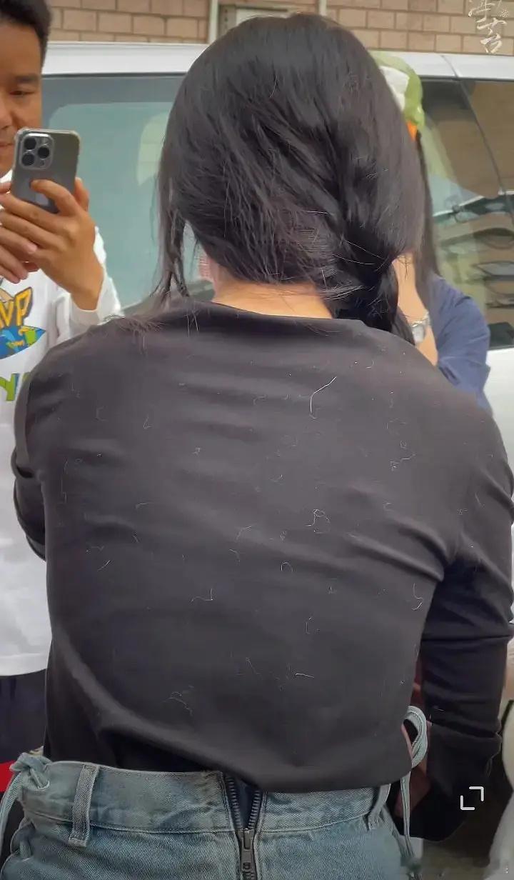 卢昱晓是怎么做到如此邋遢又脏兮兮的？ ​​​
