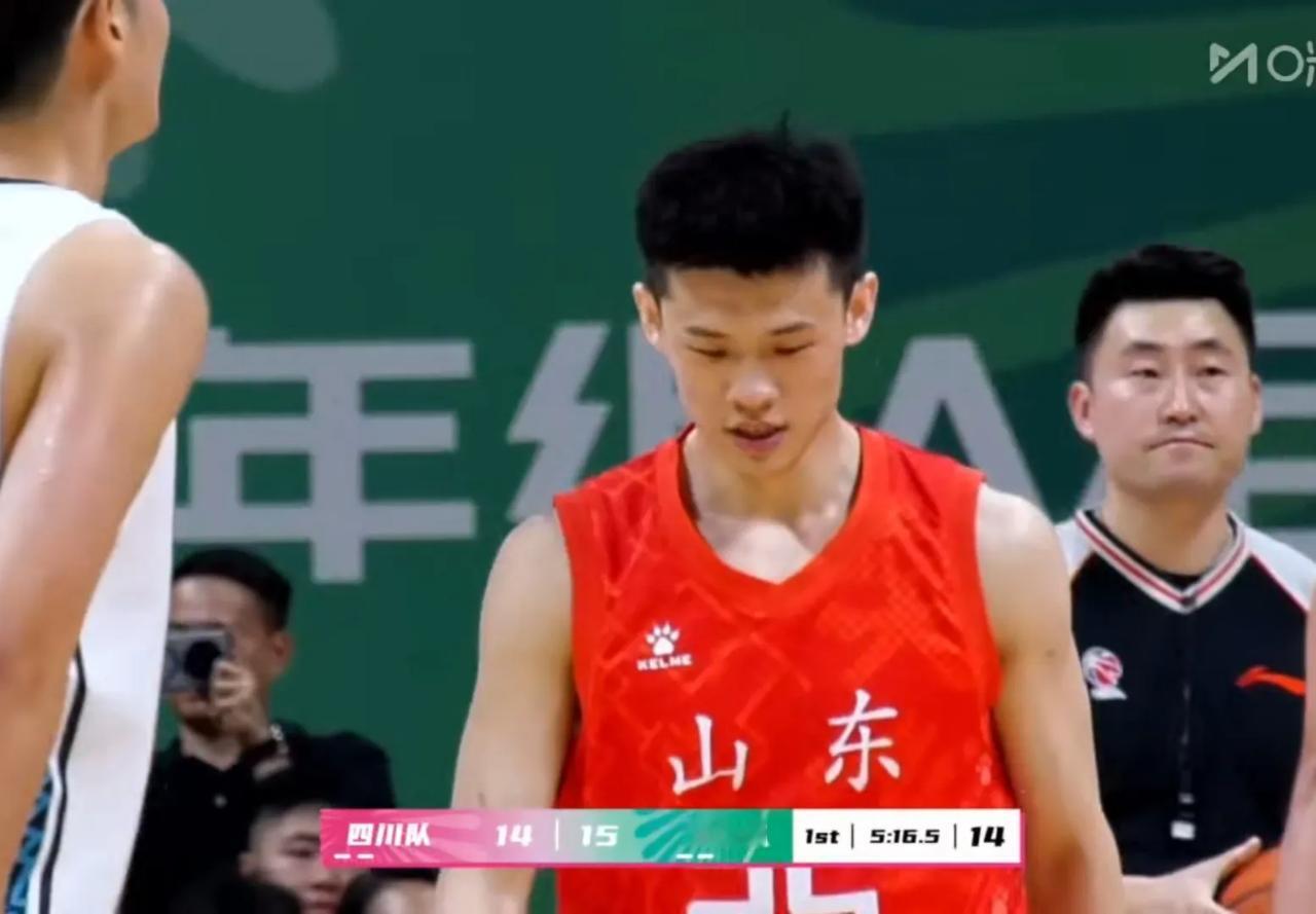 数据显示，
全运会男篮资格赛B组的三场比赛，
王岚嵌：总共拿下54分，14次助攻