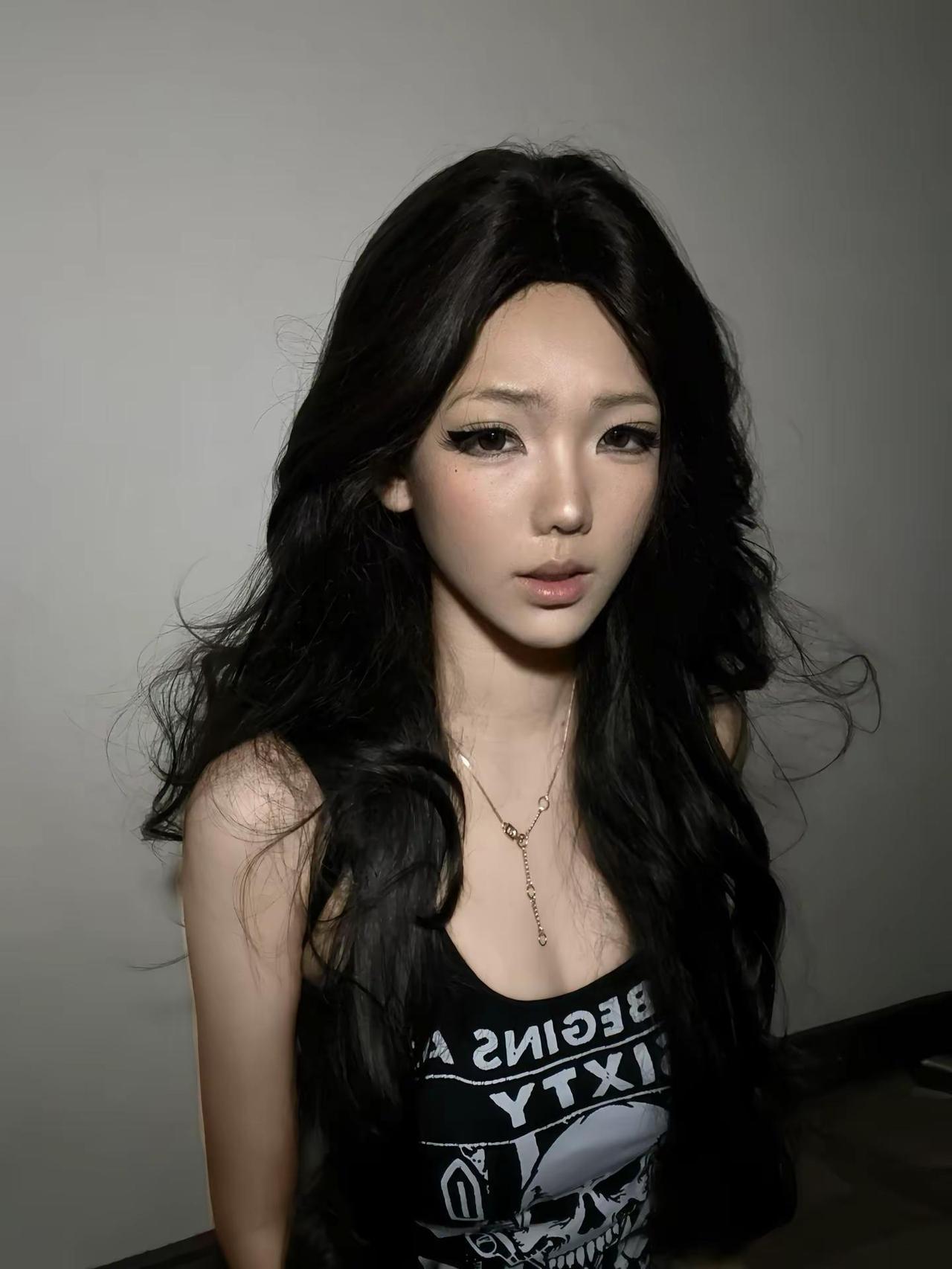 不是说会包容我的一切么 怎么我一皱眉又不乐意了姐感妹 轻欧美