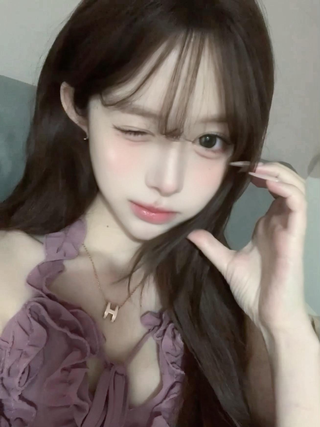 如何卖萌