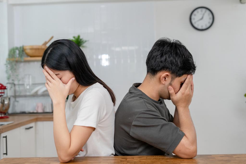 伴侣若是外遇了，有些人会选择离婚，有的人则是用同样方式报复。日本一名33岁人妻匿