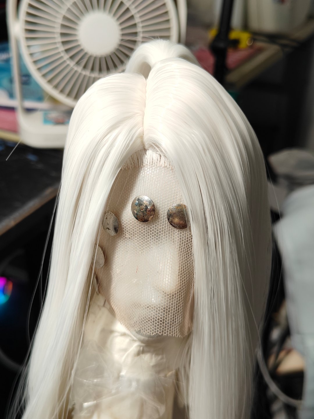 贴麻了。 